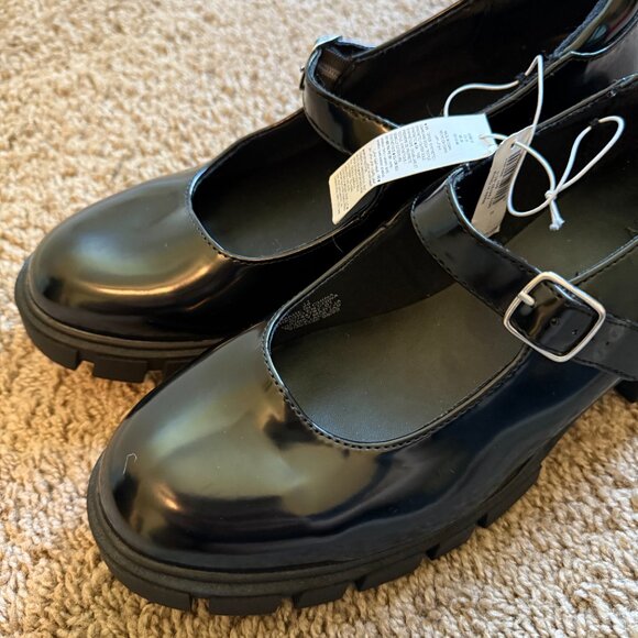 NWT Old Navy Faux Leather Chunky 2-1/2" Heel Mary Jane Black Shoes - Picture 4 of 9